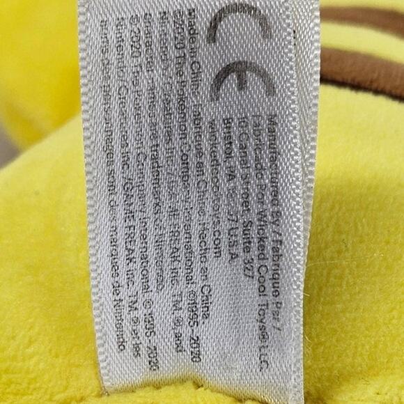POKÉMON WCT PIKACHU PLUSH TOY – YELLOW – 2014 – OFFICIAL LICENSED COLLECTABLE - Picture 8 of 8